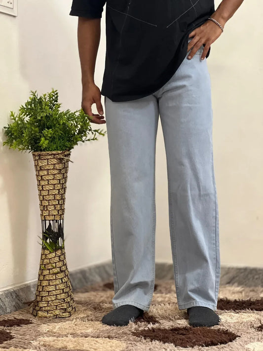 ESSENTIAL STRAIGHT FIT